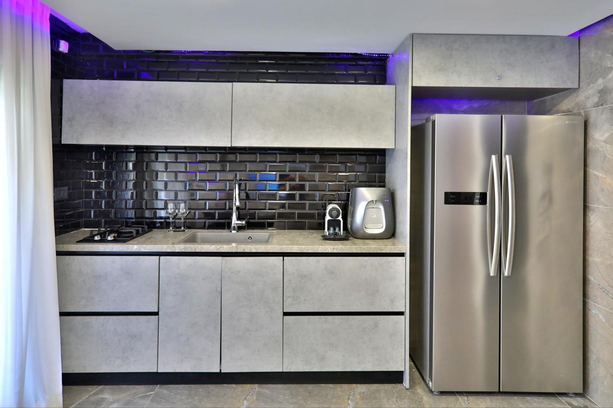Appartement שקיעה בים 75 - דירת נופש יוקרתית עם ג'קוזי ליד הים à Haïfa Extérieur photo